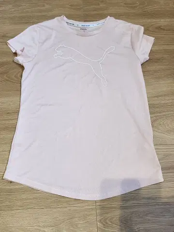 [ PUMA ] 핑크 얇은 소재 반팔 T셔츠