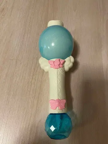 천사의 날개 달린 마이크형 완구 전동 샤봉 버블 지팡이