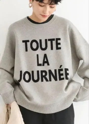 밴야드 스톰 맨투맨 라이크 로고 니트