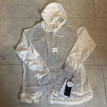 LA DUREE 후드 부착 화이트 자켓 M