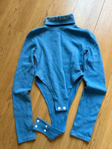 QUSSIO 바디수트 상의