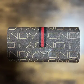 ONDY 로고 프린트 장지갑 브라운
