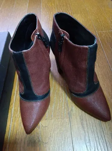 레베카밍코프 숏부츠 25cm