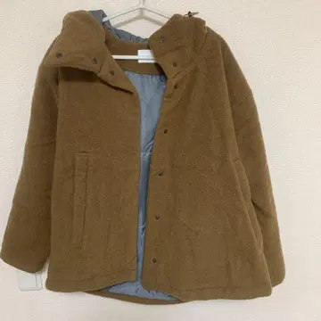 Commencement 후드 부착 브라운 자켓