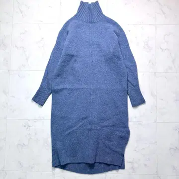 투모로우랜드 캐시미어 혼방 하이넥 니트 롱 원피스 블루