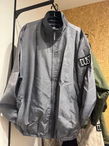 VOLCOM dustbox 콜라보 나일론 자켓