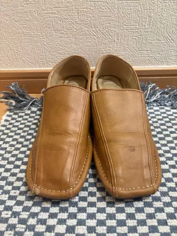 브라운 가죽 로퍼