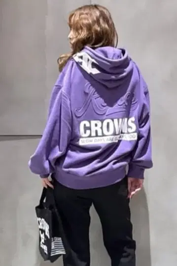 로데오 크라운 백 엠보싱 스크립트 로고 후드티 퍼플