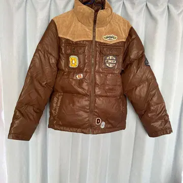 브라운 다운 자켓 패치 포함