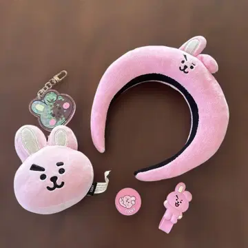 BT21 쿠키 헤드밴드 봉제 인형 키링 배지 5종 세트
