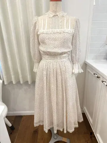 꽃무늬 쉬폰 원피스