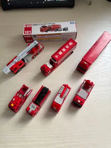 토미카 소방차 세트 8대 빨간색