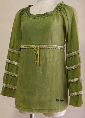 엘르 로데오 EL RODEO 자수 긴팔 티셔츠 개성있는 디자인