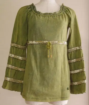 엘르 로데오 EL RODEO 자수 긴팔 티셔츠 개성있는 디자인