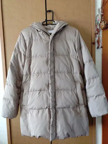 로페 피크닉 베이지 다운 자켓