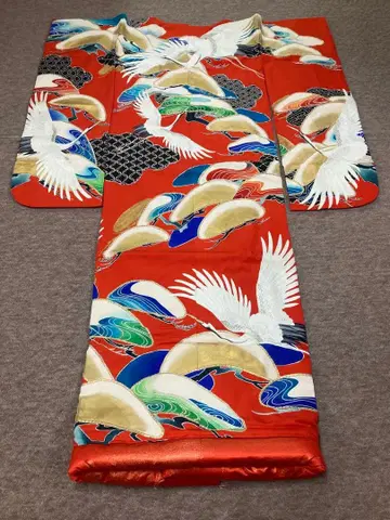 이로 우치카케 앤티크