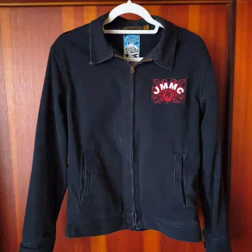 존슨모터스, 블랙 자켓