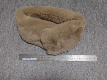 노에비아 베이지 폴리에스테르 머플러 티베트