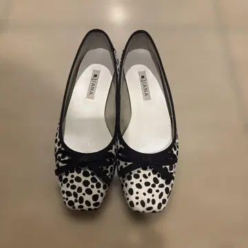 DIANA 레오파드 무늬 플랫슈즈