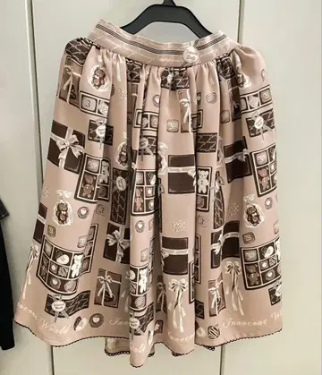 이노센트 월드 초콜릿 테디베어 스커트