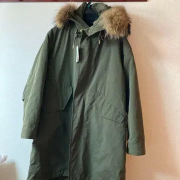 스픽 앤 스팬 퍼 달린 모즈 코트