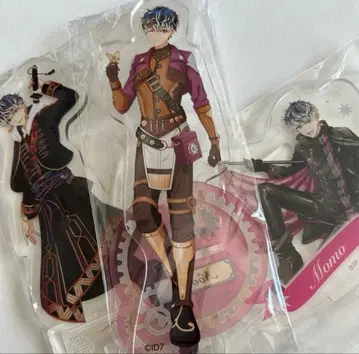 아이나나 아크릴 스탠드 모모