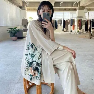 CLANE PANEL FLOWER SHIRT