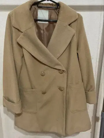 베이지 더블 브레스트 플리스 코트