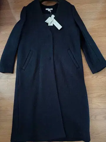 미셸 크라운 미사용 새상품 노카라 네이비 롱 코트 M 사이즈
