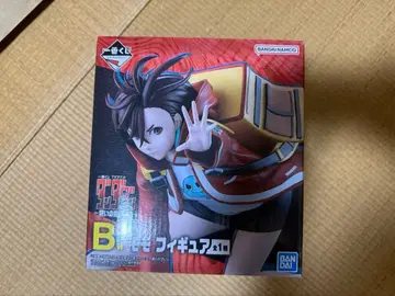 한다다 제일복권 B상 모모 피규어 저주의 집, 돌격!