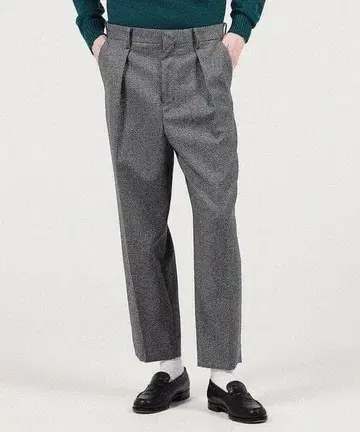 컨디션 최상 TOMORROWLAND 울 캐시미어 슬랙스