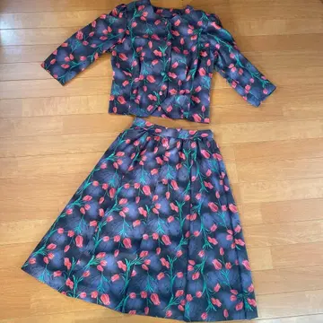 핸드메이드 튤립 패턴 스커트 셋업 쇼와 레트로