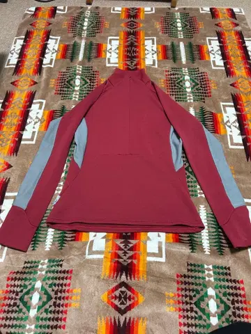 macpac 맥팩 하프 지퍼 셔츠