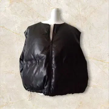 chuclla PU 가죽 서클 다운 베스트