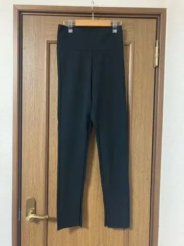 미사용 새상품 Deuxieme Classe ZIP 레깅스 팬츠