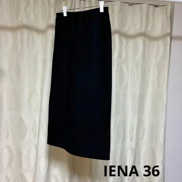 IENA 타이트 롱 스커트 블랙 색상