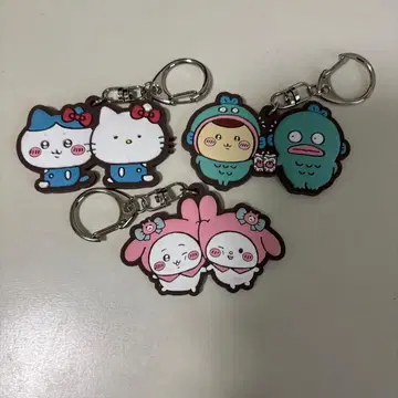 치이카와 x 산리오 러버 키링