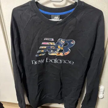 뉴발란스 블랙 트레이닝복