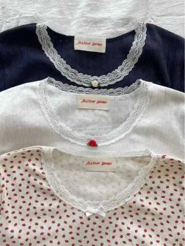 LACE DESIGN DAILY TOP ALLISON BROWN