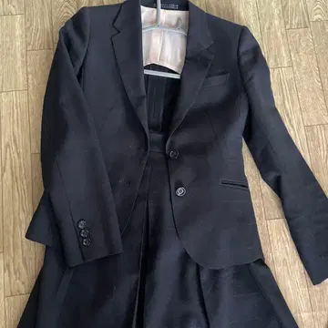 AOKI LES MUES 네이비 스커트 수트