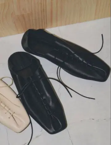 TODAYFUL 레이스업 가죽 플랫슈즈 블랙 23.5cm