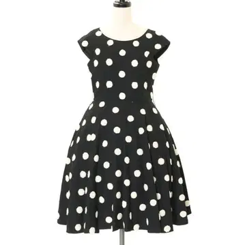 도트 무늬 반팔 무릎 기장 원피스 M 사이즈