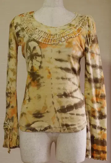 엘르 로데오 EL RODEO 긴팔 티셔츠 염색 패턴 디자인 개성적