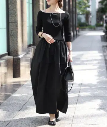 [ 완판템 ] 블랙 롱 니트 원피스 FREE