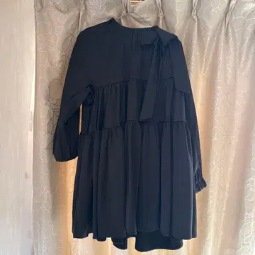 Bibiy 블랙 리본 포함 원피스