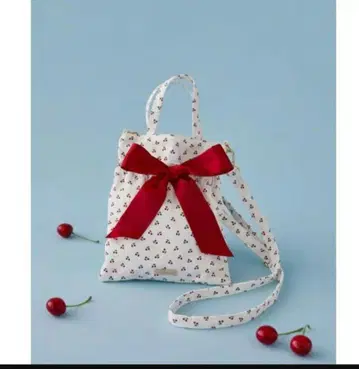 Maison de FLEUR 체리 프린트 미니 리본 토트백