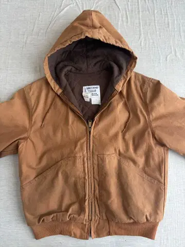 ZERO-ZONE 후드 부착 자켓 M 가격 인하 가능