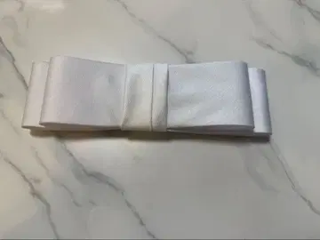 리본 봉네 화이트