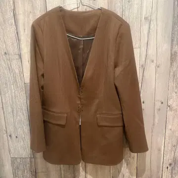 미사용 새상품 노카라 브라운 자켓 34