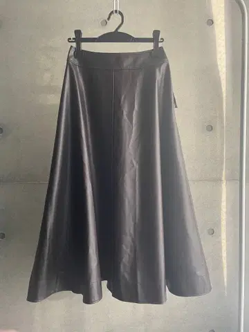 PLST 다크 브라운 가죽풍 스커트 S